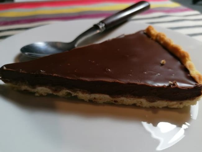 Tarte chocolat sur croquant praliné gavottes