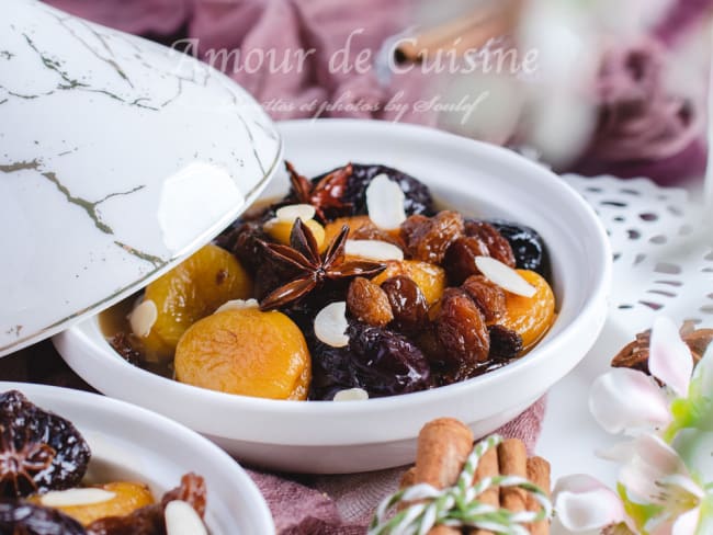 Tajine aux pruneaux et abricots secs sans viande