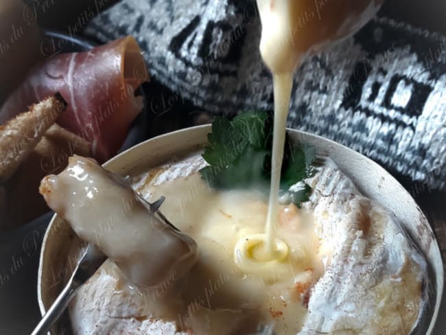 Fondue fromagère au Vacherin Mont d'Or individuel