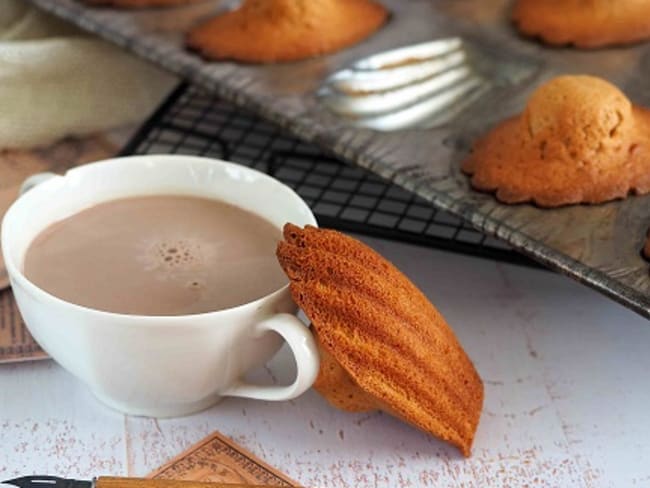 Madeleines au Chocolat Chaud