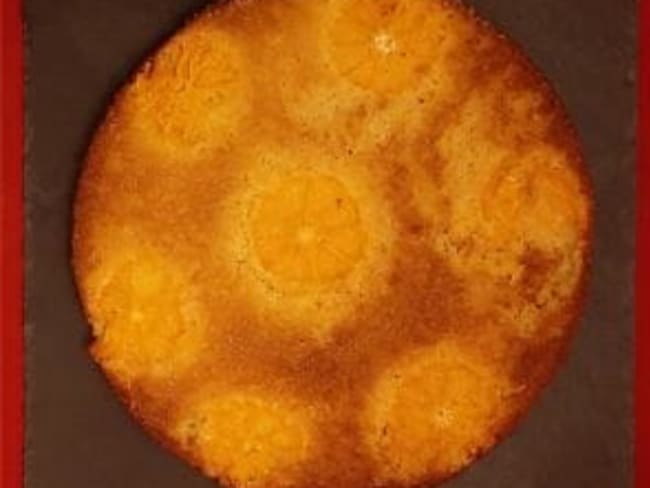 Gâteau moelleux aux clémentines entières