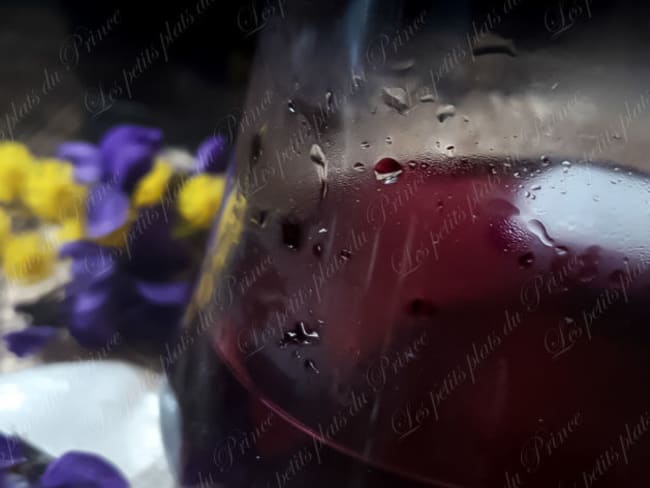 Liqueur de violettes sauvages