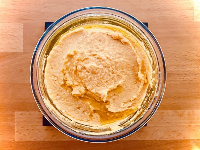 Houmous de patate douce pour l'apéritif