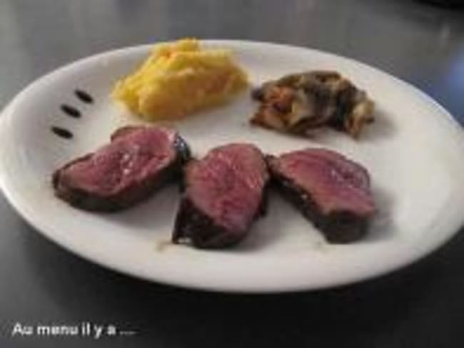 Magret de Canard au Miel et Vinaigre Balsamique, Purée Pommes de Terre/Butternut, Endives Caramélisées