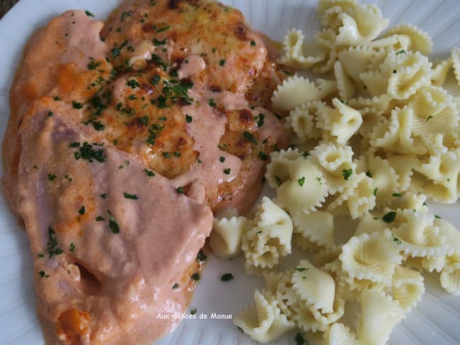 Jambon gratiné à la crème, au gruyère et au concentré de tomates