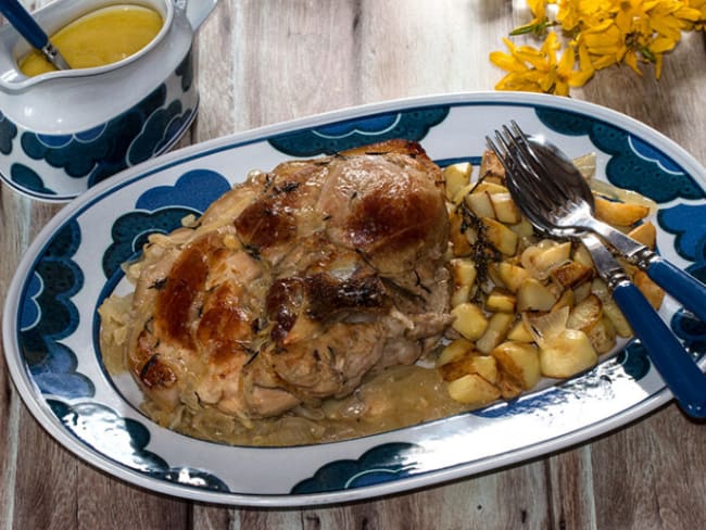 Rouelle de porc, sauce à la moutarde à l'ancienne