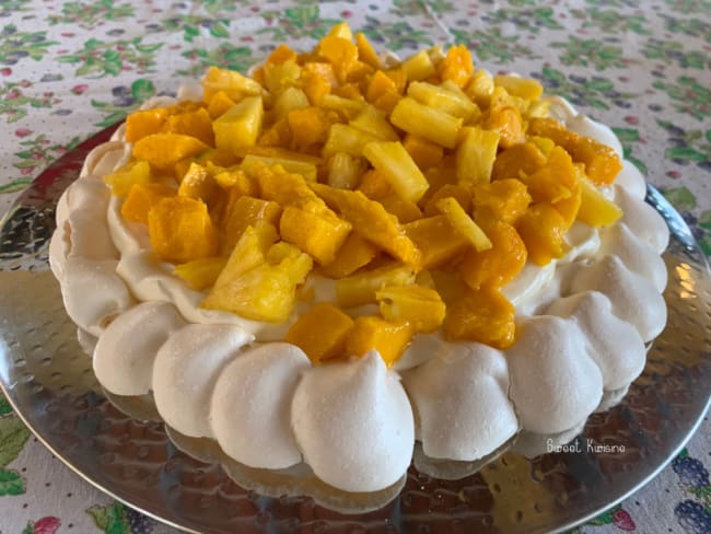 La pavlova à l'ananas et à la mangue