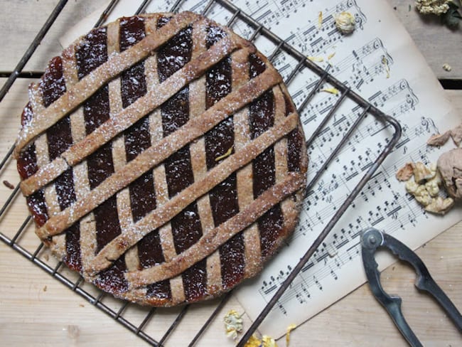 Linzertorte (tarte à la confiture) aux noix