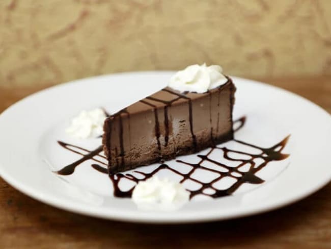 Ce cheesecake au chocolat est le parfait dessert de la saison