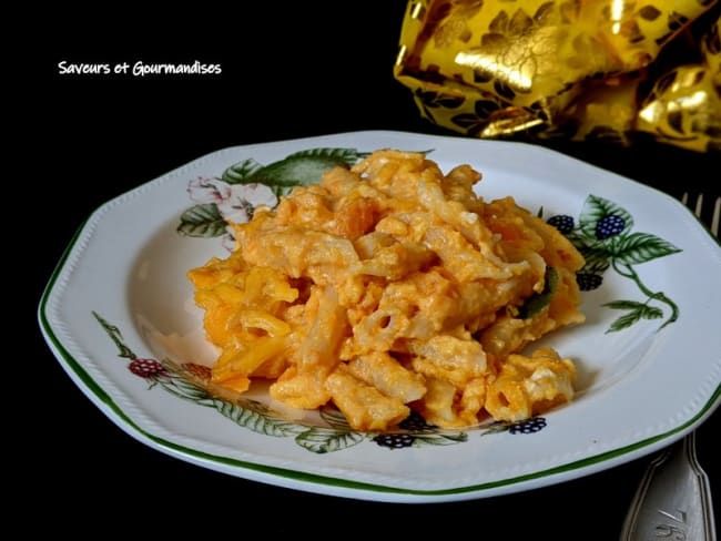 Macaroni aux fromages et aux patates douces.