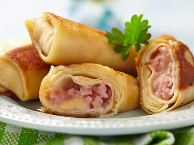 Pour l'apéro ou en entrée, les roulés de crêpes au jambon et fromage frais