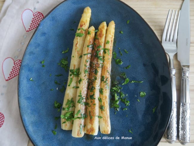 Asperges meunière -