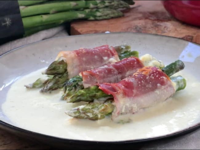 Gratin de pointes d'asperges à la parisienne