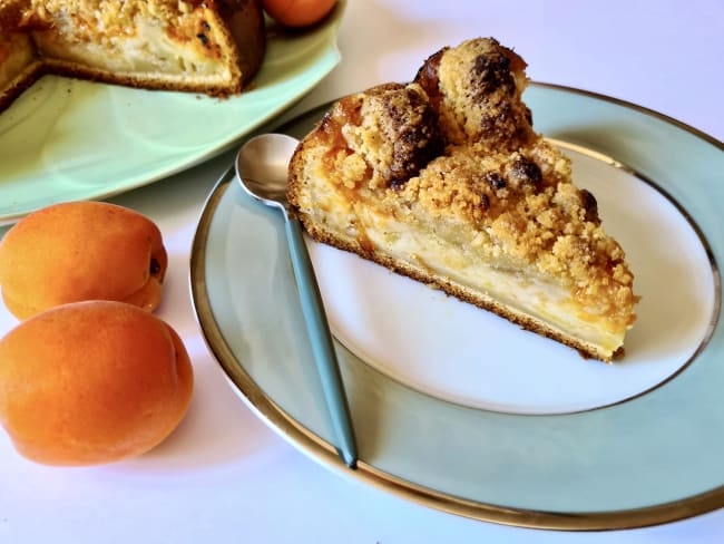 Gâteau aux fruits et au crumble