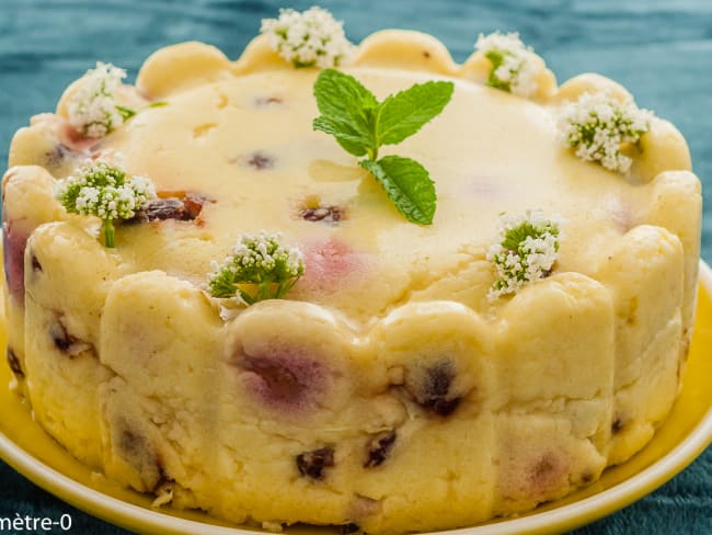 Gâteau de semoule aux cerises et cranberries