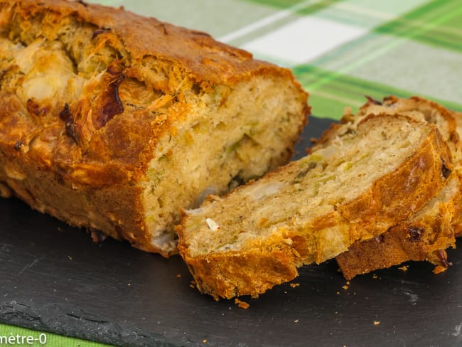 Cake salé aux poireaux nouveaux et aneth pour l'apéro