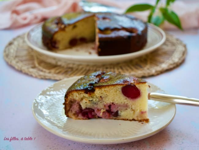 Gâteau aux cerises et ricotta