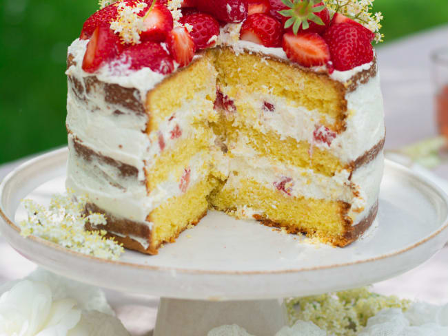 Naked cake fraises sureau