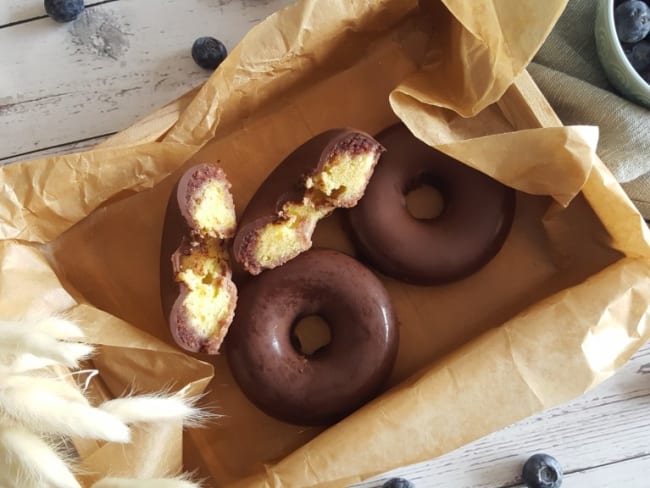 Donuts au sirop d’amarena et citron pour carnaval