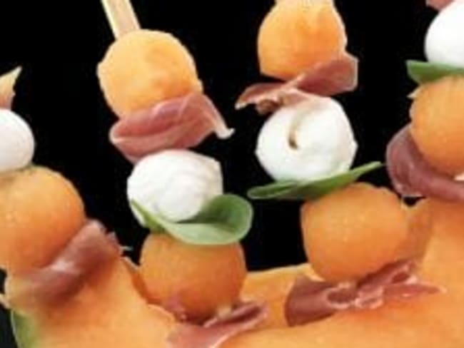 Brochettes de melon charentais et mozzarella