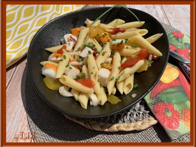 Salade de penne aux poivrons marinés