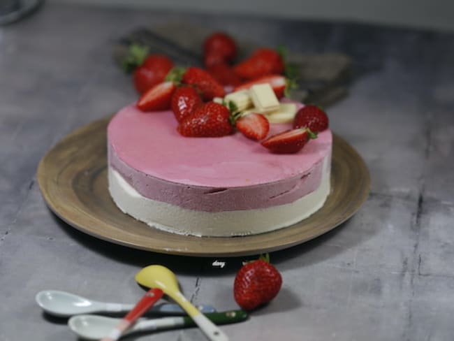 Bavarois fraise et chocolat blanc