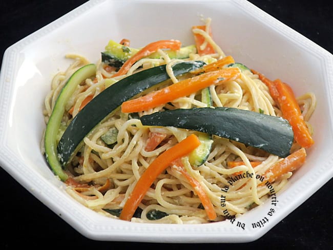 Nouilles chinoises courgettes et carottes