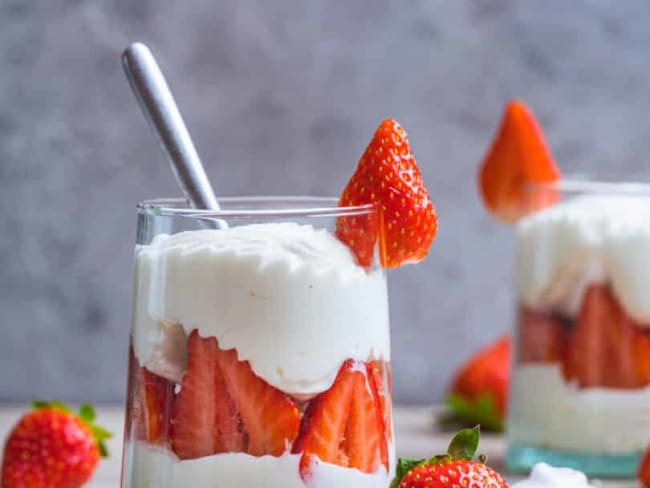 Recette estivale d'eton mess fraises et tonka