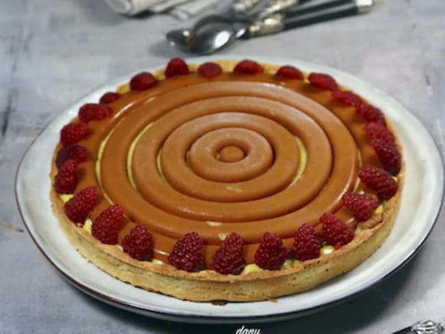 Tarte tourbillon amandes framboises et abricots