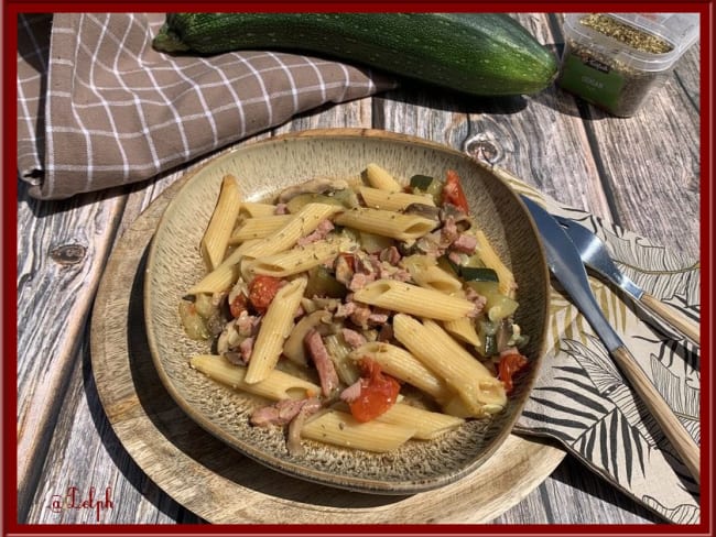 Courgettes aux lardons et penne