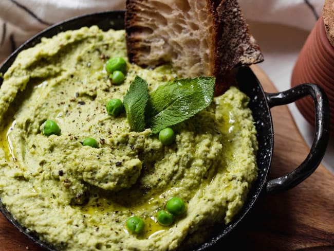 Houmous petits pois et menthe pour l'apéritif