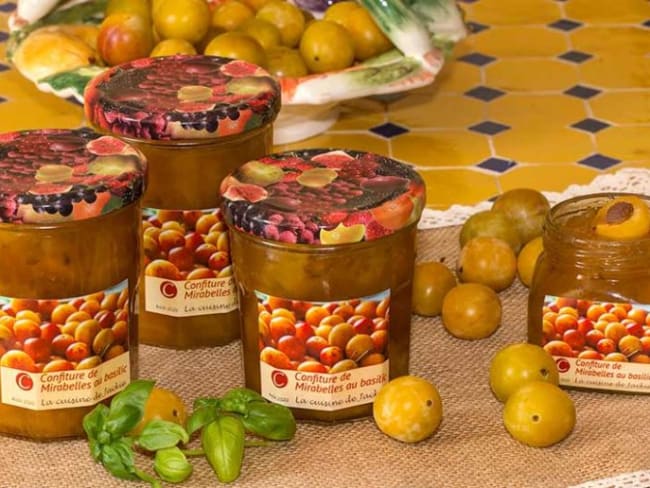 Confiture de mirabelles au basilic