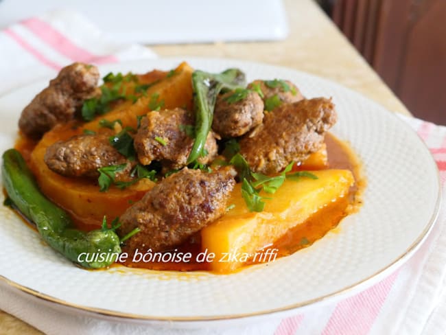 Cumin et vinaigre à la kefta de doigts de viande de veau