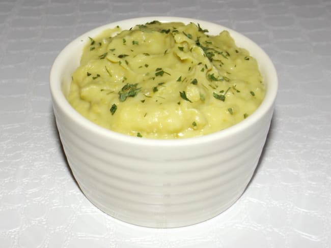 Purée pommes de terre, petits pois et Kiri