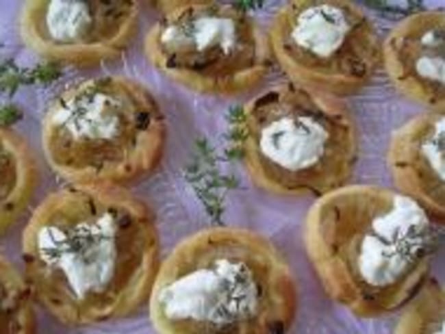 Mini Tartelettes au Confit d'Oignons et Chèvre Frais