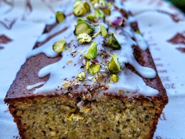 Cake à la pistache et fleur d’oranger