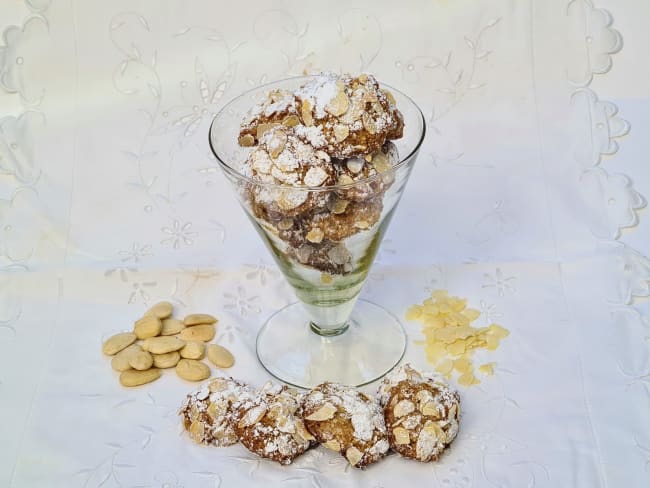 Amaretti aux amandes effilées