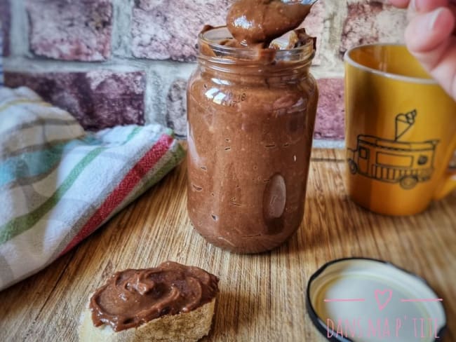 Pâte à tartiner chocolat-cacahuètes