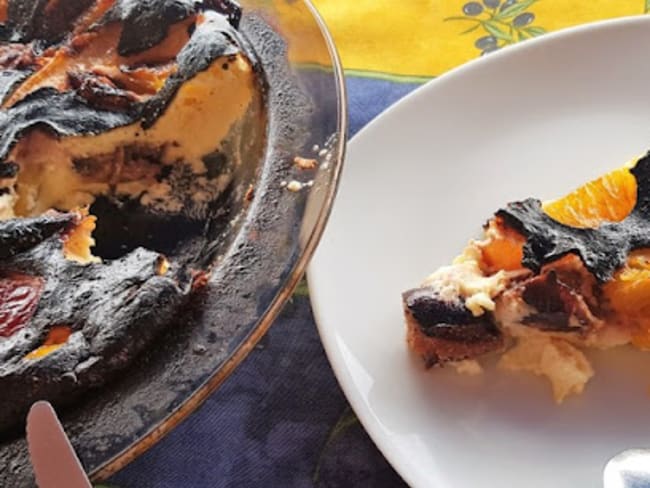 Gâteau léger au yaourt grecque et aux fruits d'automne