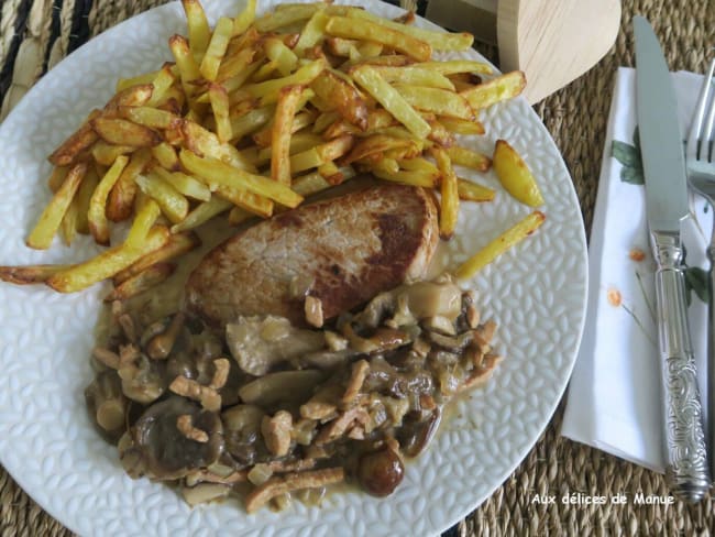 Médaillons de veau aux champignons et cancoillotte