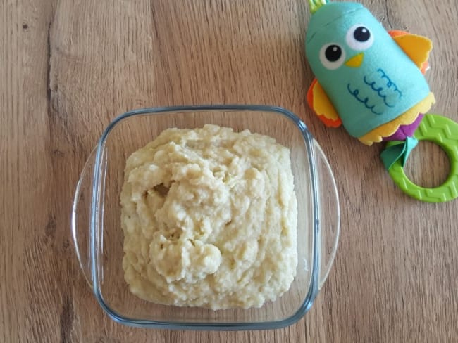 Petit pot bébé crème de riz au fenouil et cacahuètes