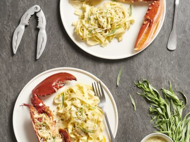 Homard à la crème d'estragon et pâtes tagliatelles fraîches