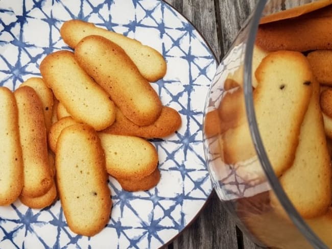 Langues-de-chat(petits biscuits)