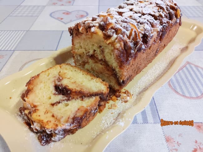 Cake aux pommes et à la cannelle