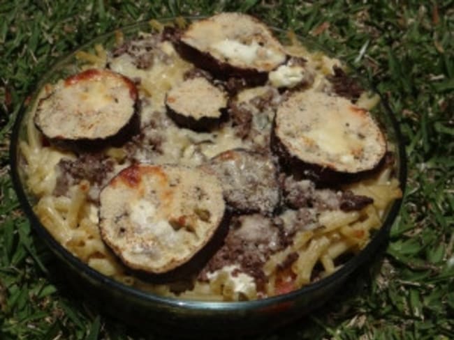 Gratin de pâte à l'aubergine et à la tomate