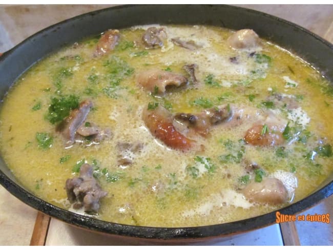 Fricassée de poulet crémée aux champignons