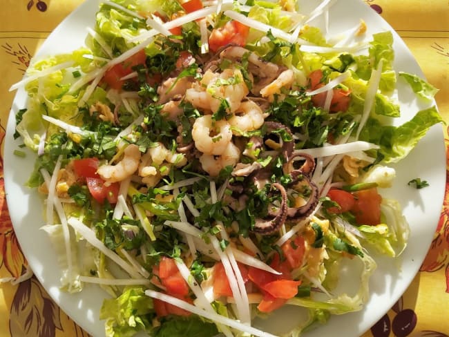 Salade marine de lentilles aux crevettes et aux petits poulpes