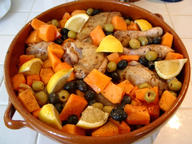 Poulet d'automne au potiron et aux olives (cuisine espagnole)