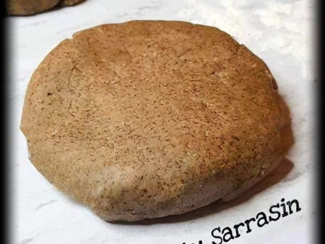 Pâte brisée à la farine de sarrasin