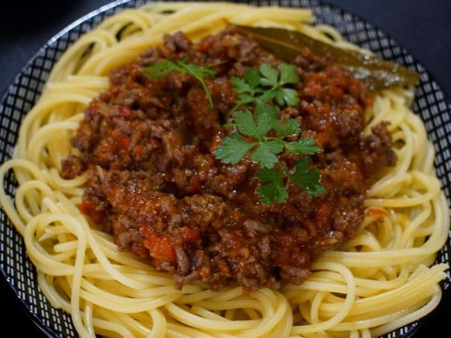 Spaghettis bolognaise faite à la maison